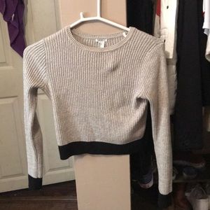 Forever 21 crop tan and black sweater